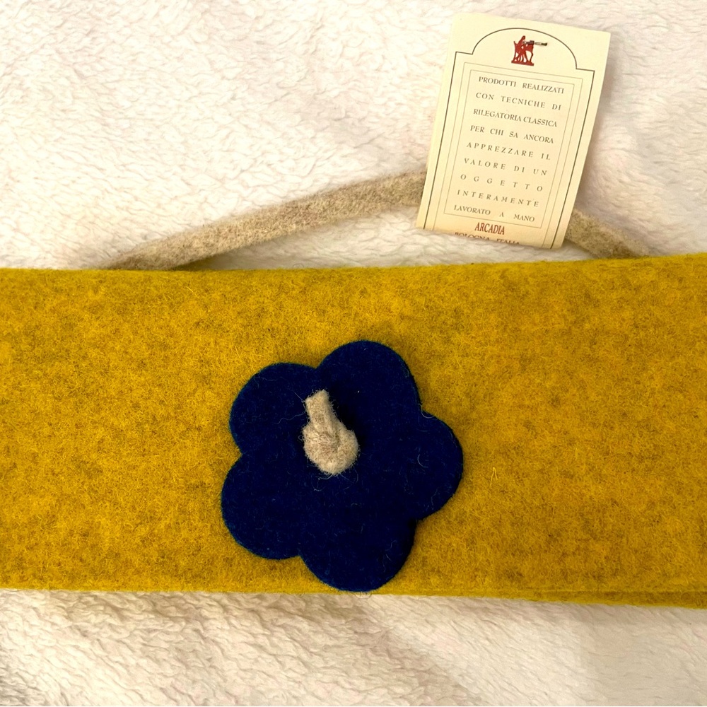 Italian wool pouch/purse